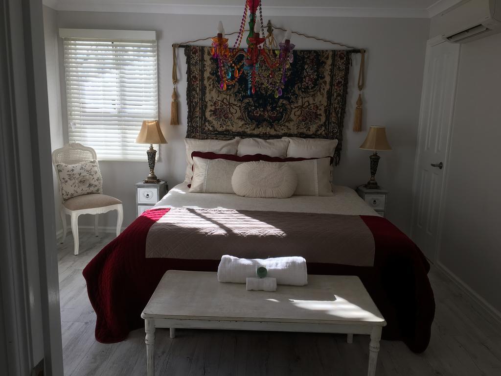 Applegate Lane Chalet Villa Балингъп Екстериор снимка
